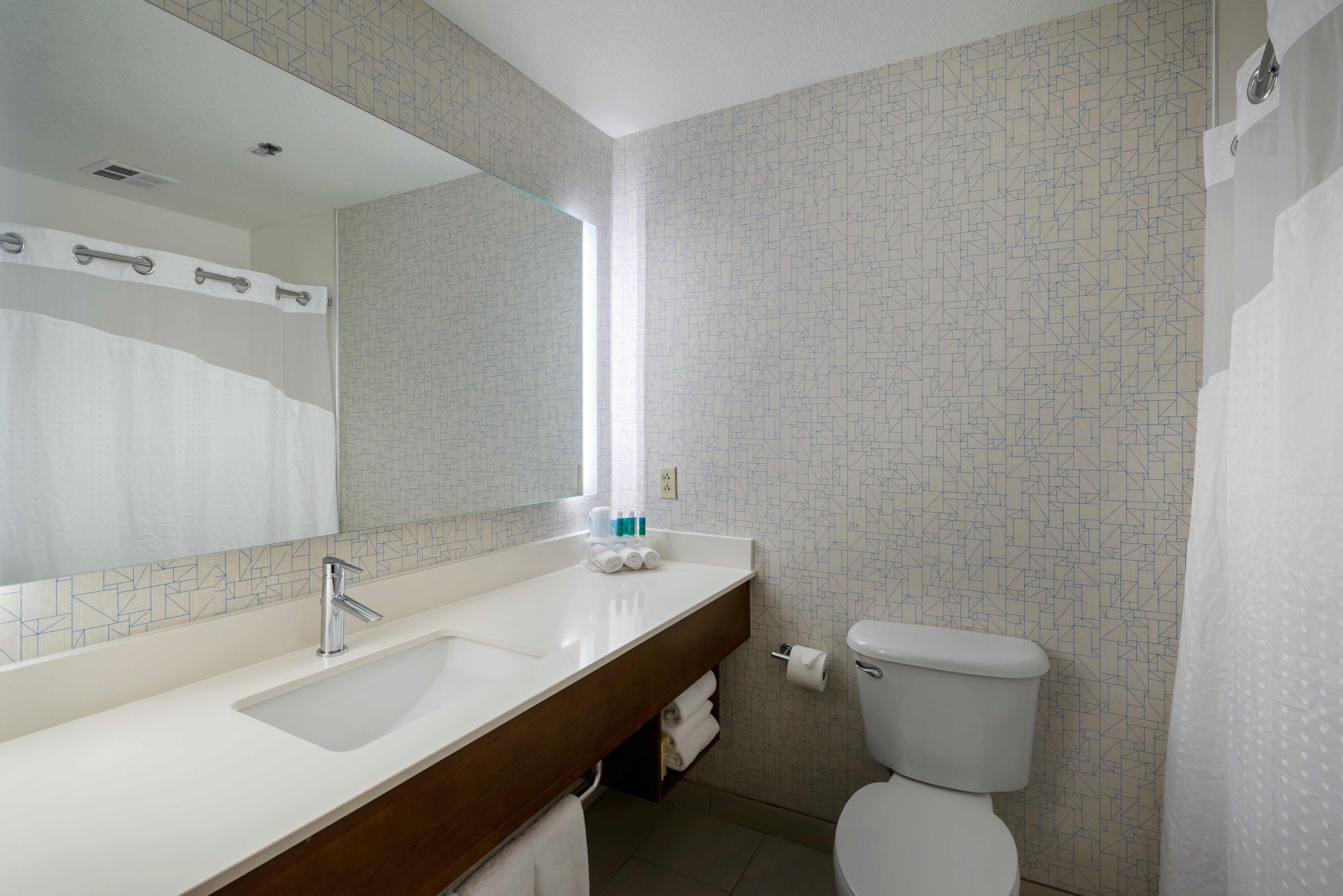 Holiday Inn Express Lawrence By Ihg Dış mekan fotoğraf