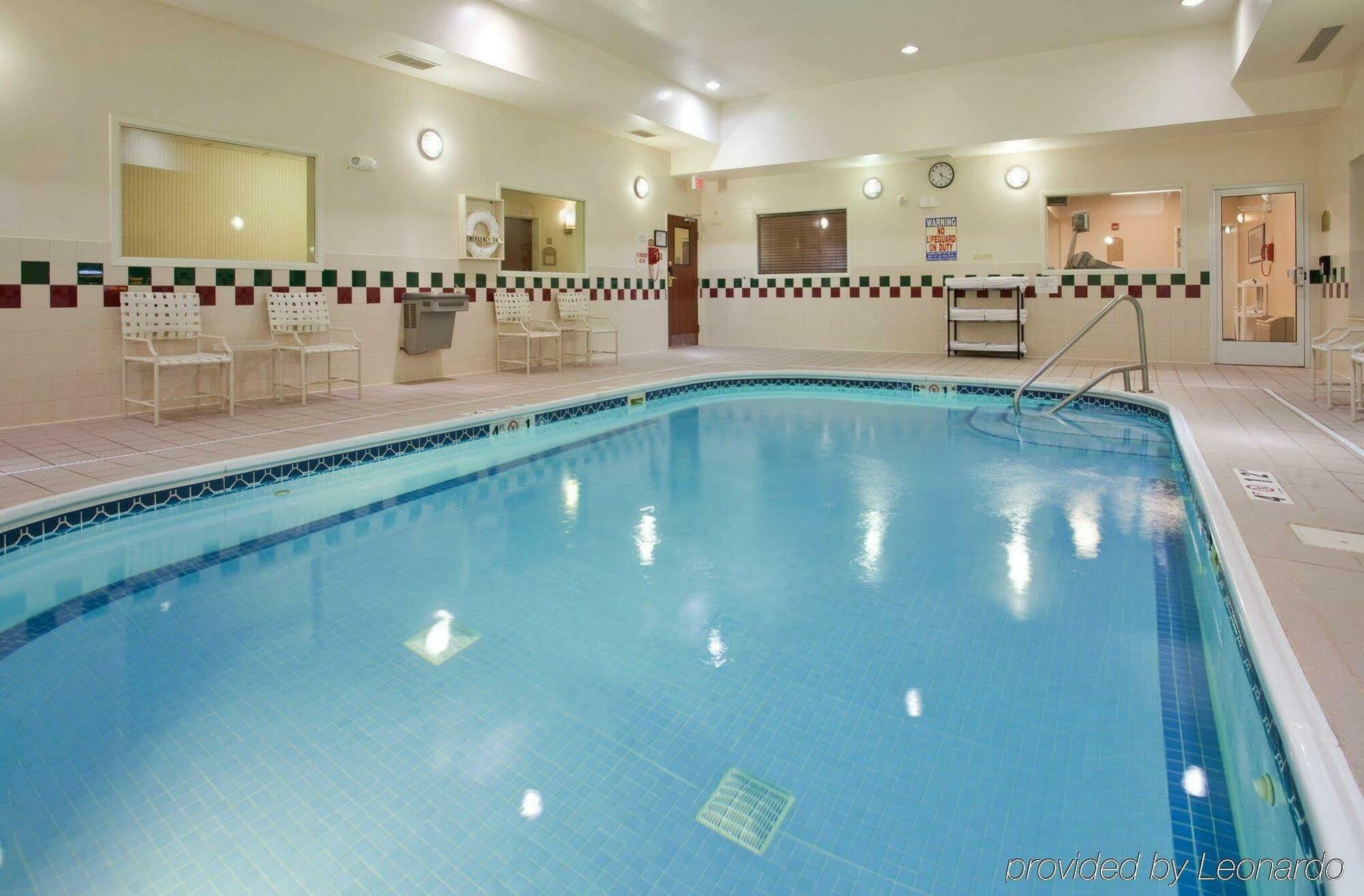 Holiday Inn Express Lawrence By Ihg Dış mekan fotoğraf